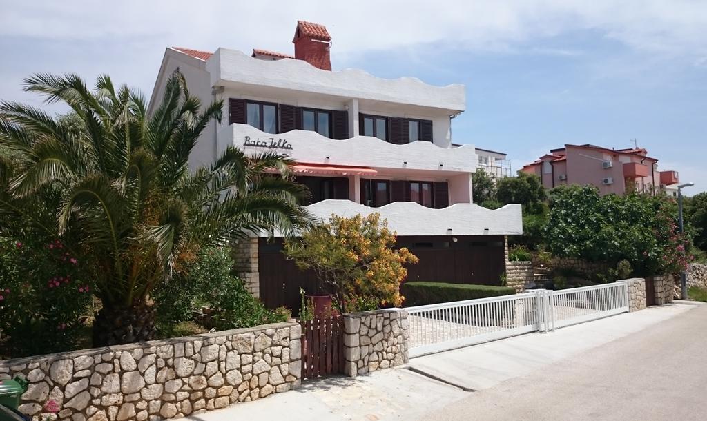 Apartments Baka Jelka Mandre Exterior foto